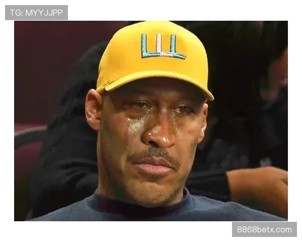 戴维斯居然每天健身三个小时，这娱乐圈明星得哭晕在厕所吧？